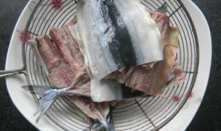 炸秋刀鱼的做法 烤秋刀鱼的做法